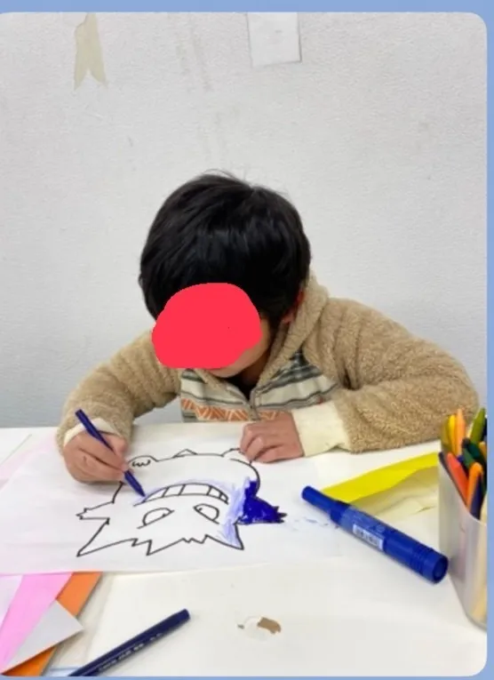 ふれあい児童発達支援・放課後等デイサービス　妙典教室/色塗り