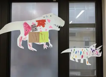 てらぴぁぽけっと朝霞駅前教室/みんなで作った恐竜