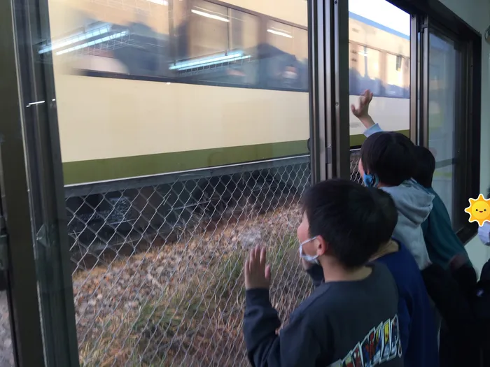 わくわくキッズルーム佐久平　市役所前/電車🚃