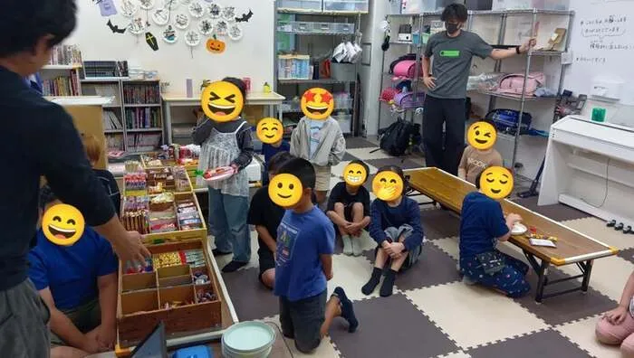 放課後デイサービスtoiro開成/【本物の駄菓子屋さんがやってくる♪】