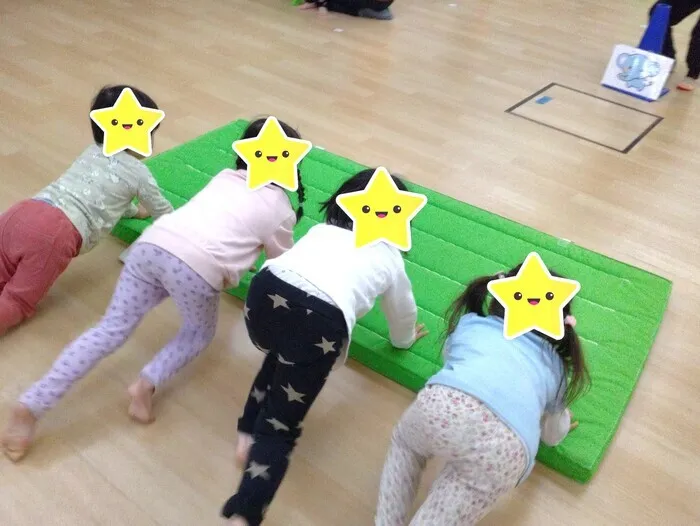 ケンリハスポーツキッズ大曽根/スポーツキッズ大曽根　マット運動