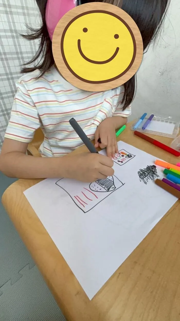放課後等デイサービス　てらぴぁぽけっと多治見教室/絵に夢中🌟