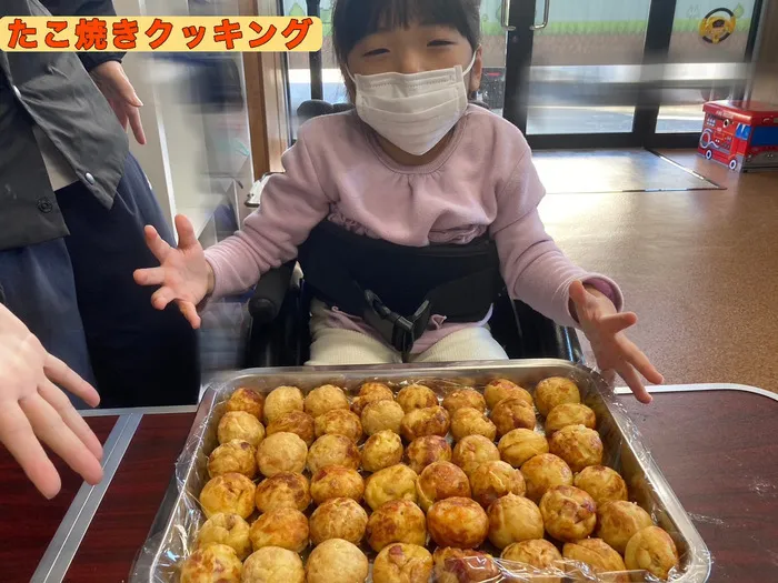 児童デイサービス　ロル取手/[たこ焼きクッキング]