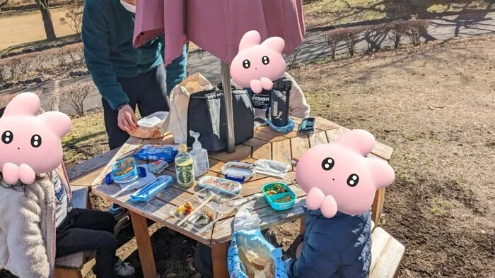 ウィズユー宇都宮瑞穂/公園でお弁当(´～｀)ﾓｸﾞﾓｸﾞ