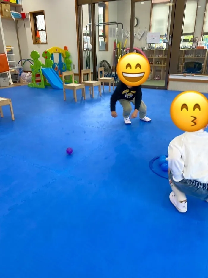ことのは　名戸ヶ谷店/ボール色分けゲーム🔴🔵