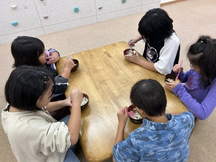 放課後等デイサービスぽかぽか吉田町/食欲の秋🍄🌰