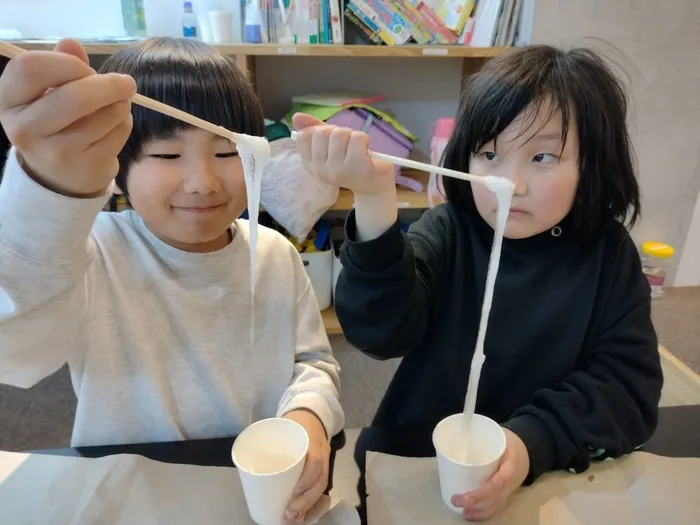 放課後等デイサービス　キラミラ　南行徳店/スライム作り