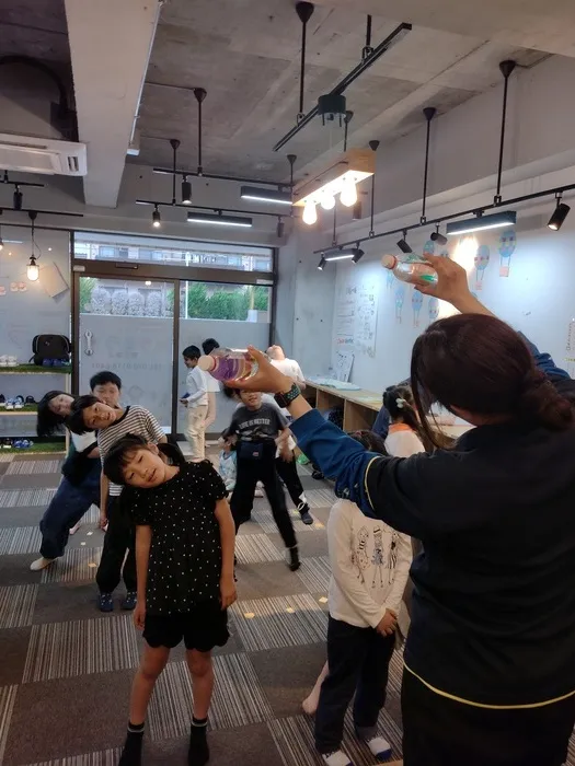 放課後等デイサービス　キラミラ　南行徳店/まねっこゲーム