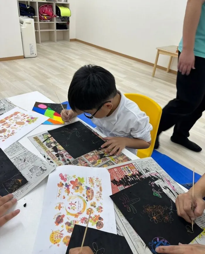 ブロッサムジュニア 加古川駅前教室/ひっかき絵🖼️