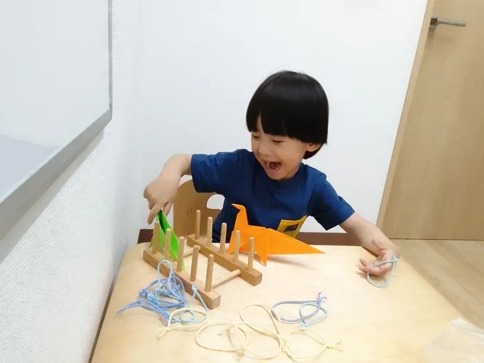 てらぴぁぽけっと平野教室/折り紙を使って.....🦕🦖