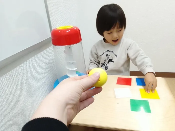 てらぴぁぽけっと平野教室/色のマッチング🌈✨