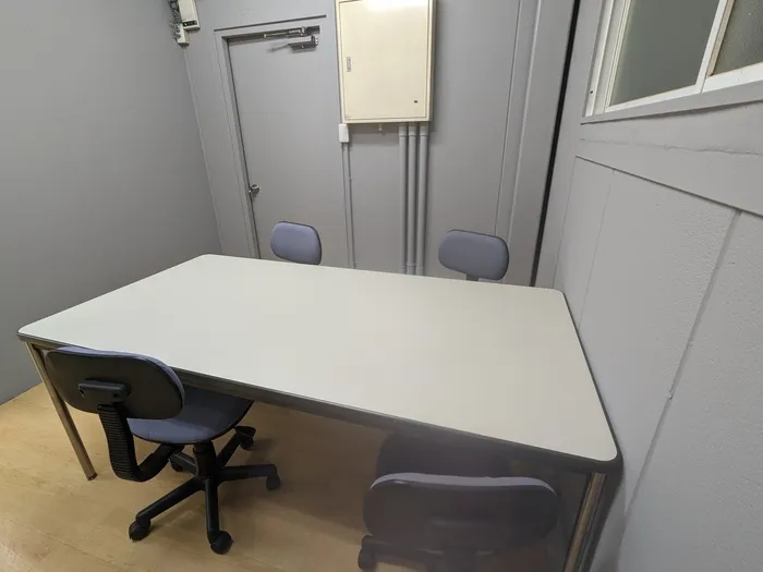 プライベート情報は、相談室で秘密厳守で行います。