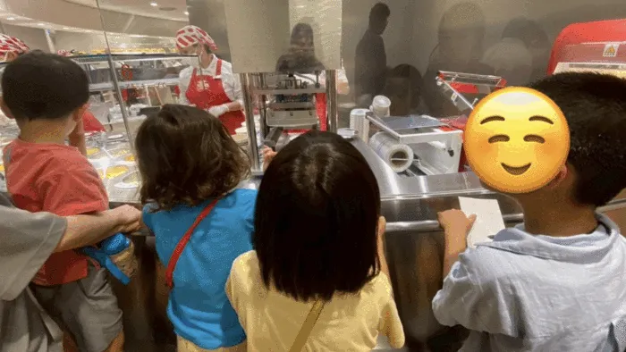 きりんのあくびkids さんのせ/カップヌードルミュージアム🍜