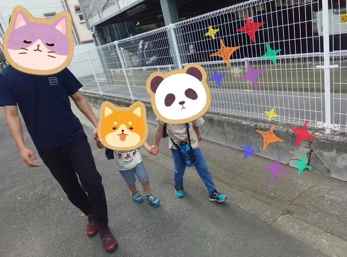 児童発達支援事業所　いきるちから4/手をぎゅっと繋いで♡