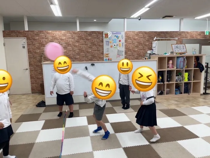 放課後等デイサービス未来教室/みんな大好き「風船バレー」🎈