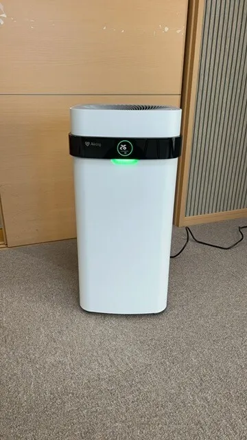 空気清浄機のエアドッグでmafaの空気はキレイに保たれます。