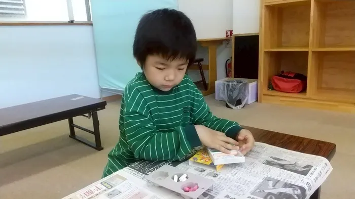 放課後等デイサービスぽかぽか岡宮/カラフルクレヨンを作ろう！