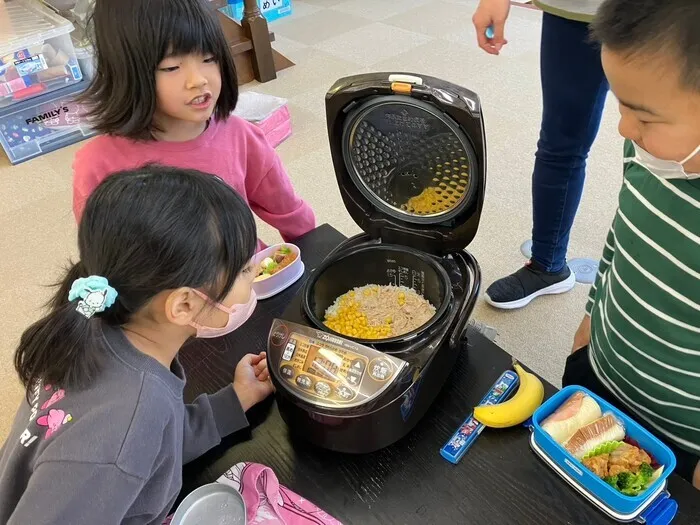 放課後等デイサービスぽかぽか岡宮/炊き込みごはんを作ったよ✨