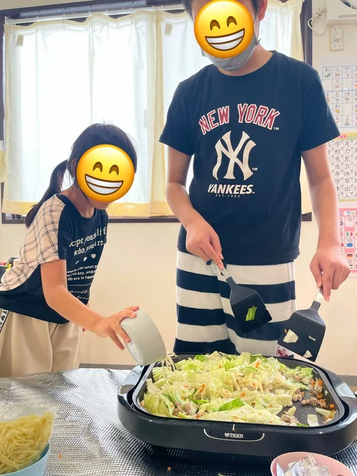 2023年7月OPEN！【柏市 / 松戸市 / 送迎有り】　じぃあい 南増尾/焼きそば作り🍳✨