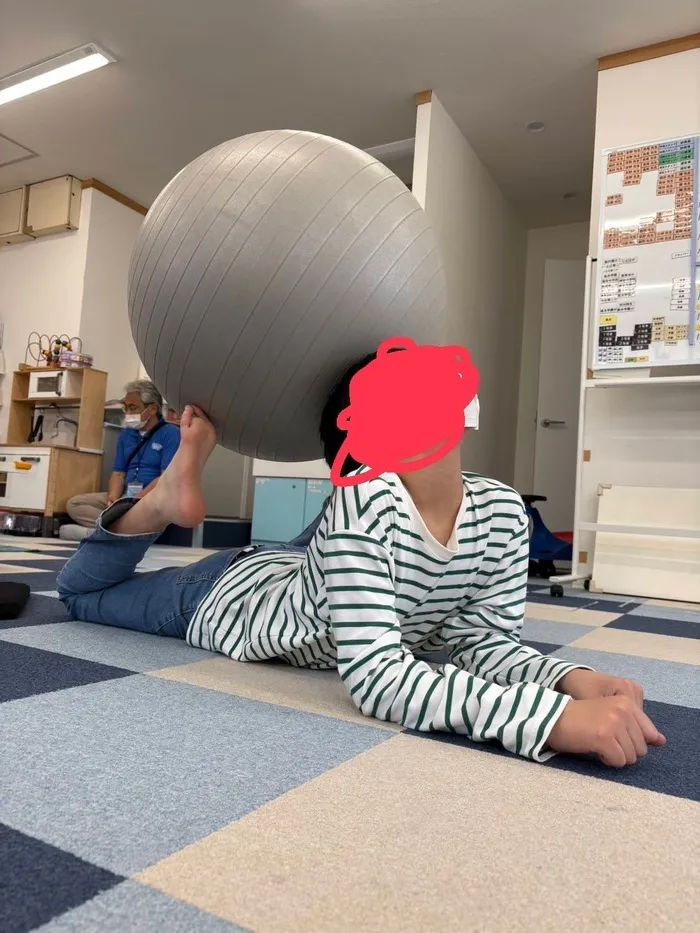 ふれあい児童発達支援・放課後等デイサービス　南行徳教室/ヨガ？