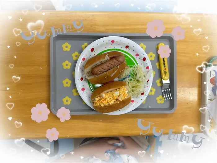 クッキングで「ホットドック」を作りました。
