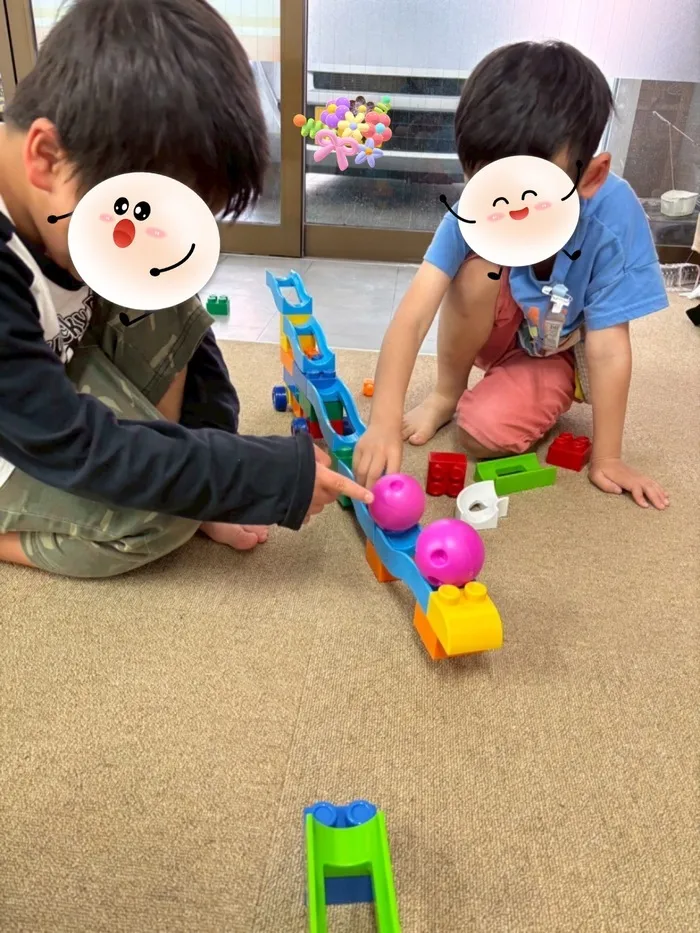 放課後等デイサービスぽかぽか伊東/ブロック遊び
