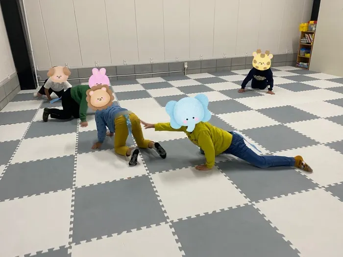 児童発達支援・放課後等デイサービス　すたーりー八尾/しっぽを取られないで⚠