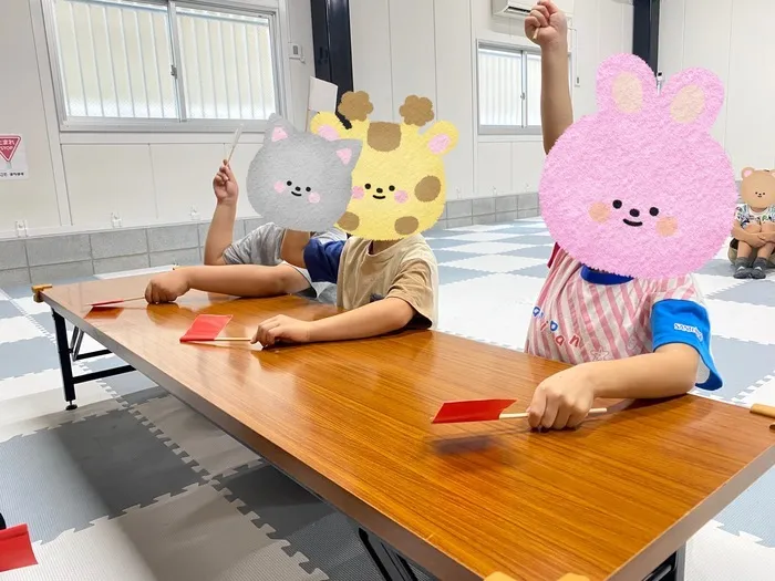 児童発達支援・放課後等デイサービス　すたーりー八尾/旗揚げゲーム⚐⚑﻿