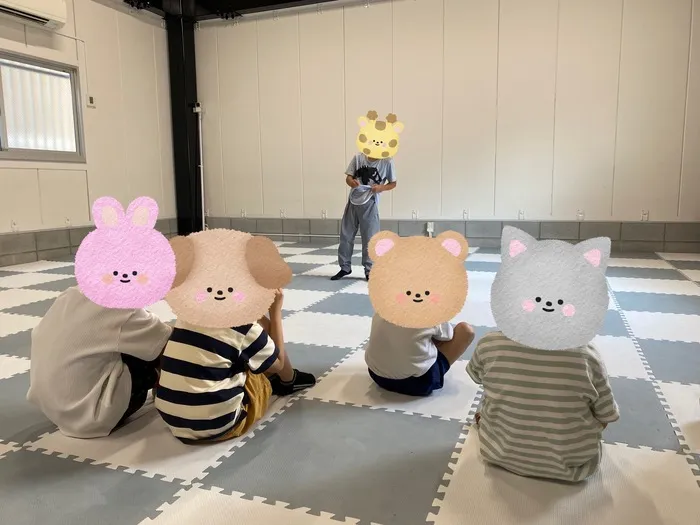 児童発達支援・放課後等デイサービス　すたーりー八尾/スリーヒントクイズ💡 ̖́-‬