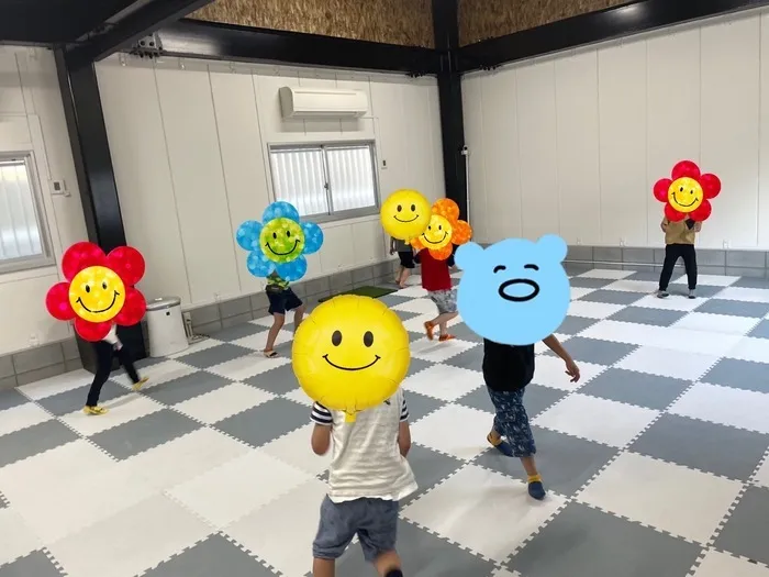 児童発達支援・放課後等デイサービス　すたーりー八尾/変身鬼ごっこ🙆‍♂️