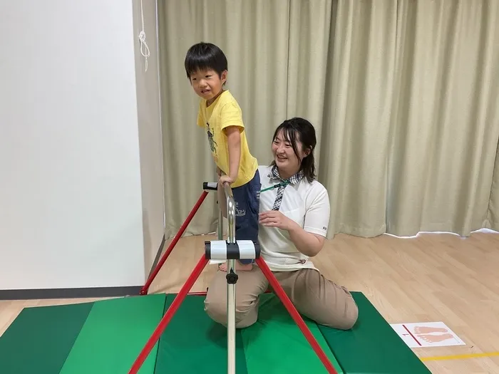 AIAI PLUS 稲毛駅東口/粗大運動:すずめ・つばめ