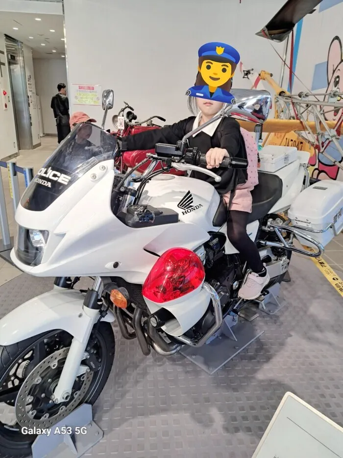 こどもみらいひろば　リスキッズ　稲毛教室/みんなを守るよ🚓『警察博物館』へ