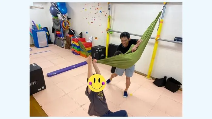 運動療育はいたっち　阿倍野教室/🌈感覚あそびにぴったり！大人気のハンモック🌈