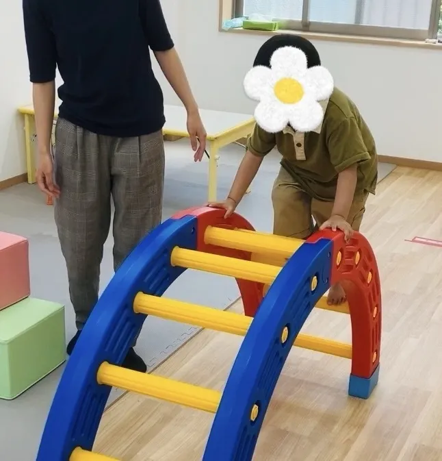 児童発達支援　なかよしくっく/太鼓橋に挑戦！