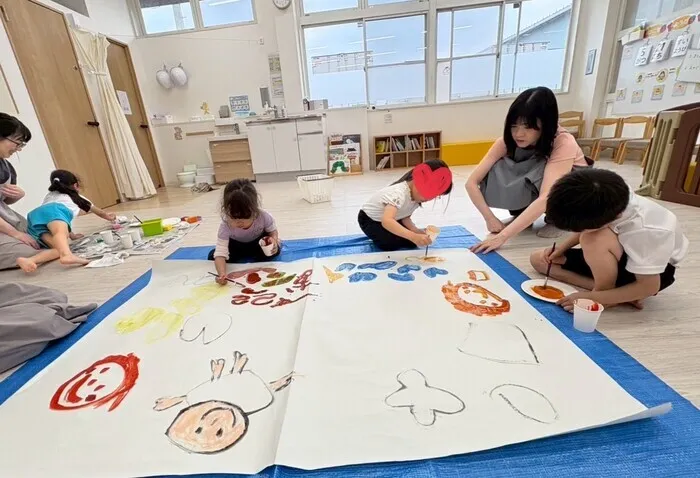 てらぴぁぽけっと岐阜瑞穂教室/のびのび絵の具あそび♪