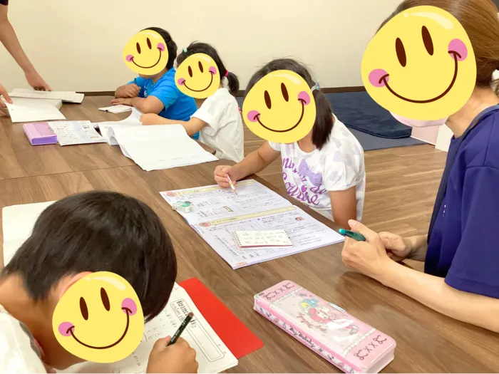 はなるーむ/夏休みの学習時間📖