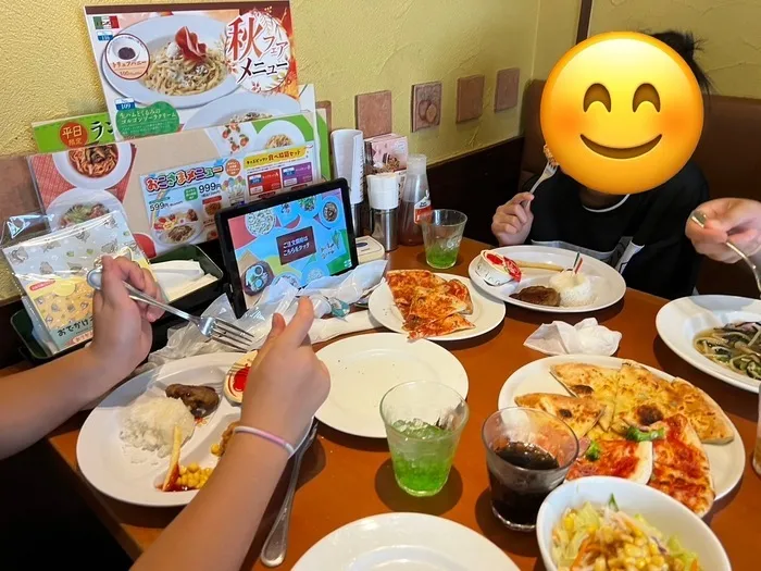 放課後等デイサービス　こすもす/ボーリング大会＆ピザ食べ放題②