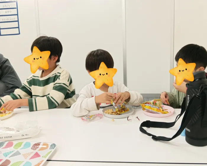 【心理士:完全監修】ポラリスステップ東大成教室【空きあり！利用相談受付中！】/「おやつのじかん」で心もほっこり☕️✨