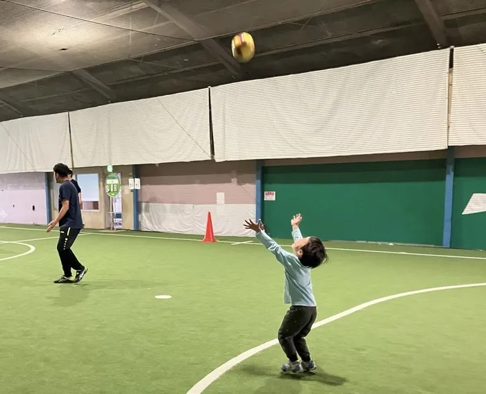 こどもサポート教室オレンジ　児童発達支援｜放課後等ディサービス/ボールキャッチ