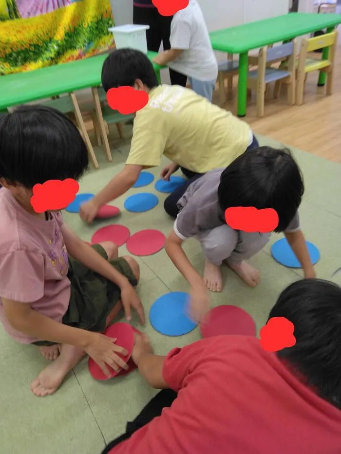 ポニーナ幕張本郷/色ひっくり返しゲーム