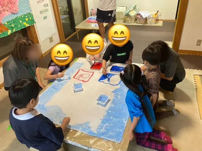 すまいるサムアップ/5/2(土)は壁画工作「鯉のぼり」🎨