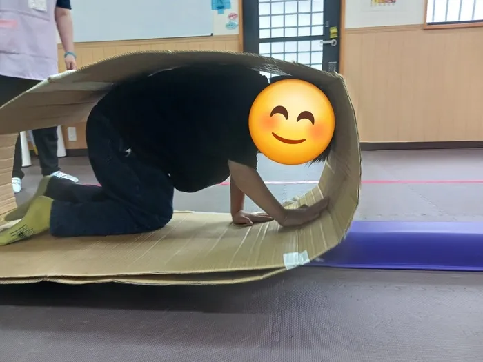 オールウェイズクレヨン/段ボールキャタピラー！！