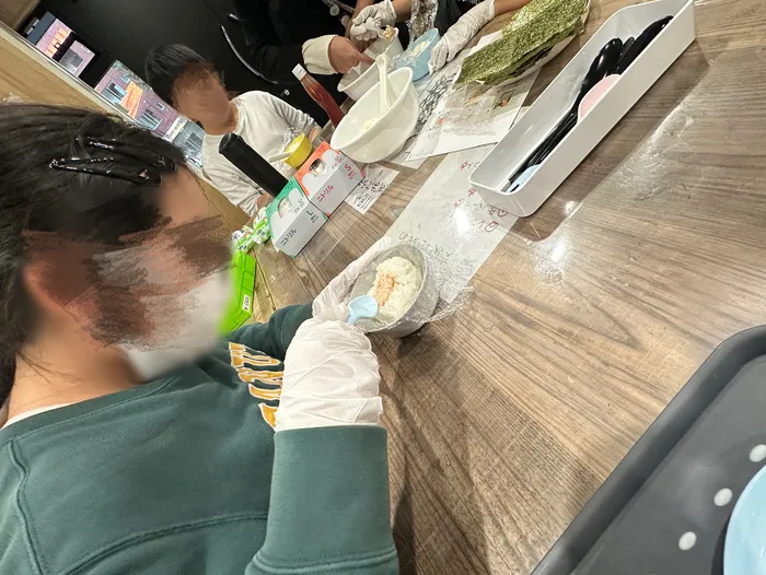 「就労準備型」放課後等デイサービスNESTING博多/つな！しゃけ！めんたいこ！