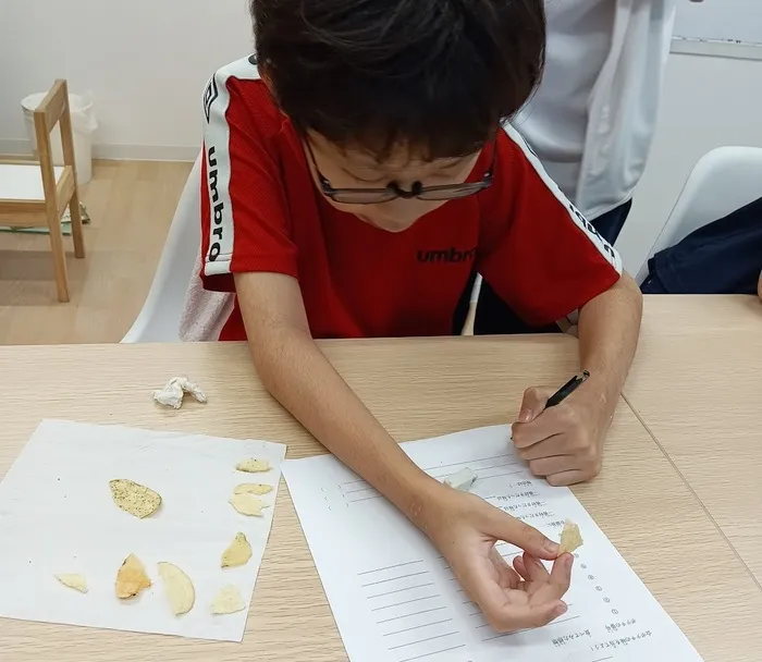 児童発達支援・放課後等デイサービスunico中島公園/利きポテトチップス大会！！