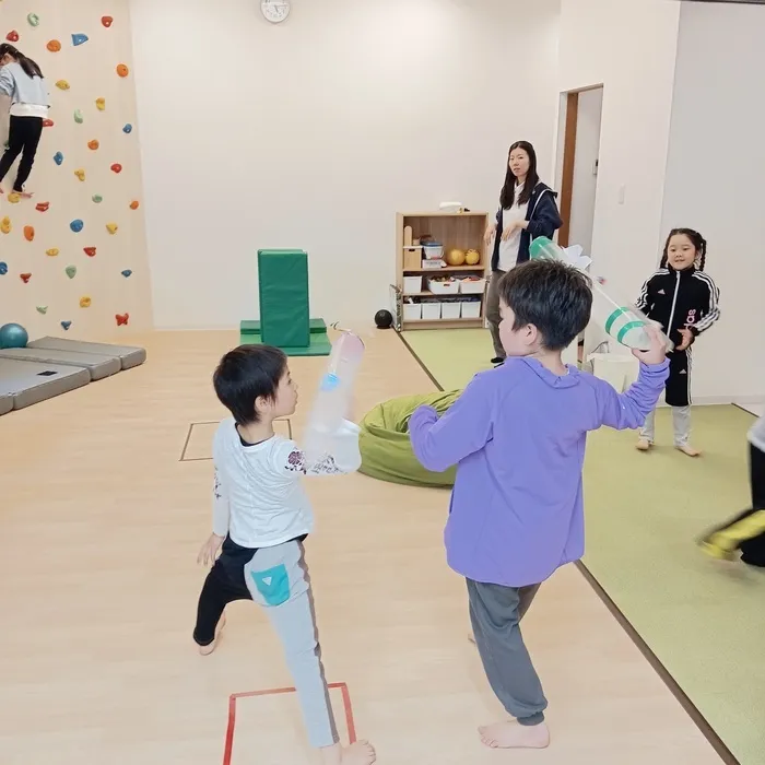 児童発達支援・放課後等デイサービスunico中島公園/かさ袋ロケット♪