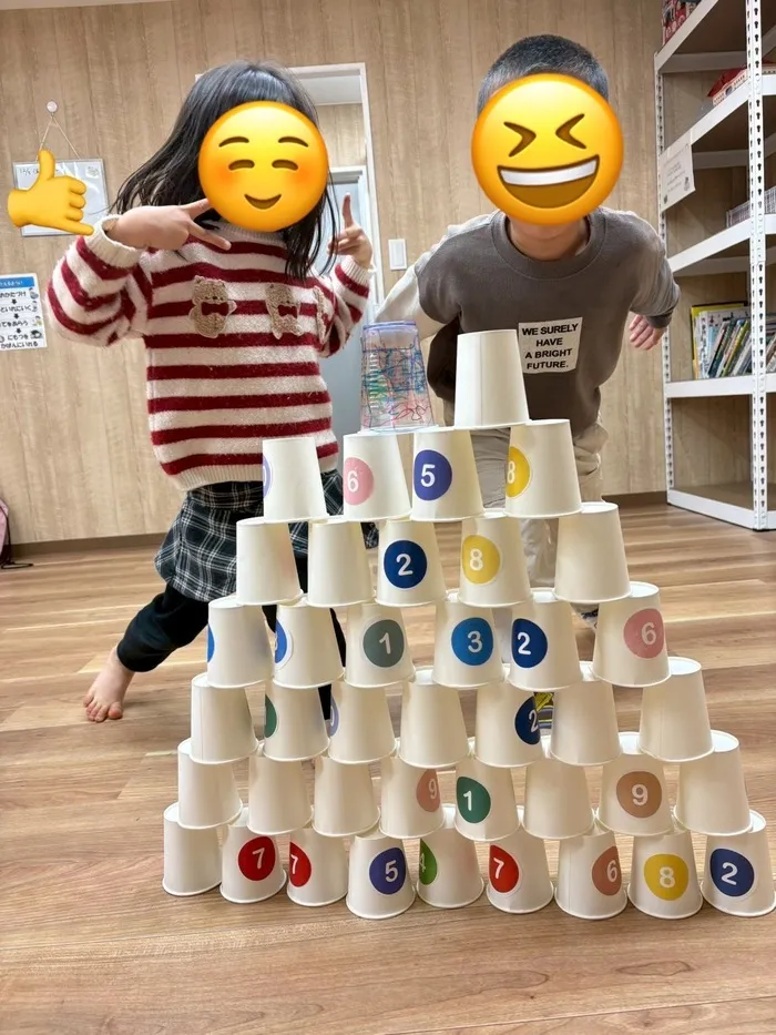 emiure（エミュール） STによる言語療法可能　生野区最大級施設　送迎あり/紙コップタワー🗼