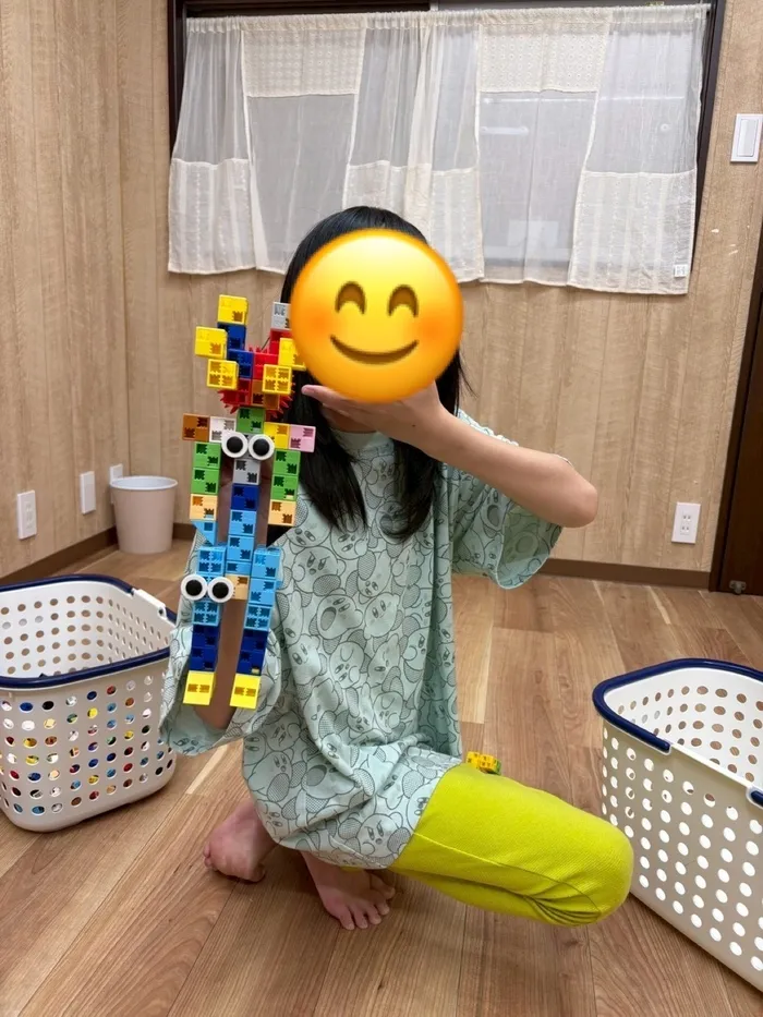 emiure＋（エミュールプラス） STによる言語療法可能　生野区最大級施設　送迎あり/大きなロボットを作りました🤖