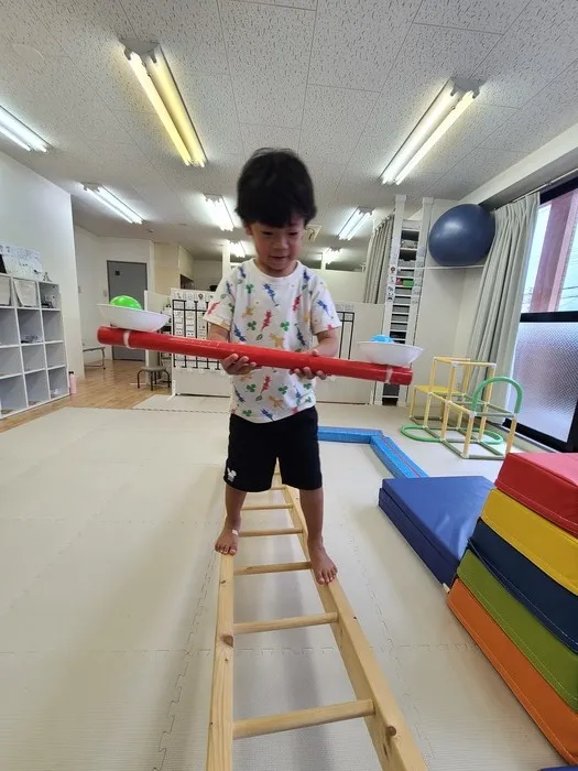 個別教室のゆめラボ西原教室・月曜日～土曜日開所/ゴールまでボールを運ぶよ😆