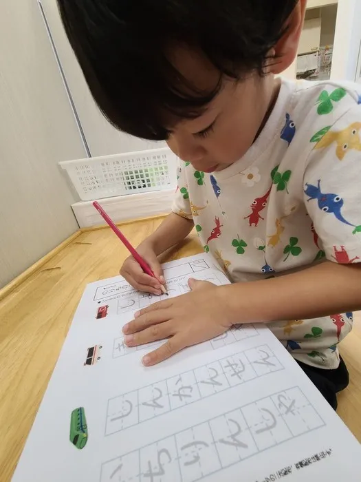 個別教室のゆめラボ西原教室・月曜日～土曜日開所/ひらがなかけるよ✏️🎶