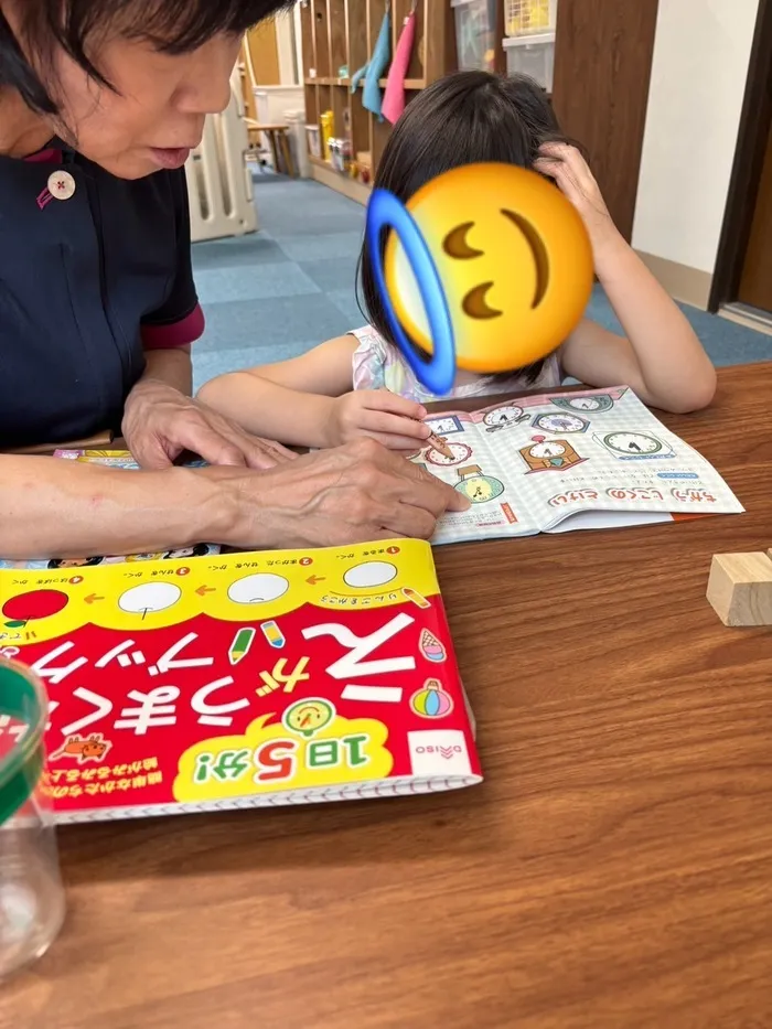 かみか企画　(個別、小集団、行き渋り・不登校支援)/時計